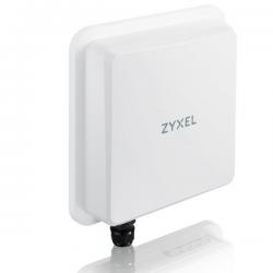 5G/LTE OUTDOOR ROUTER DOWNLOAD FINO A 5GBPS. SIM CARD SLOT. 1 PORTA LAN GIGABIT. ANTENNE INTEGRATE. CHASSIS IP68. SUPPORTO POE